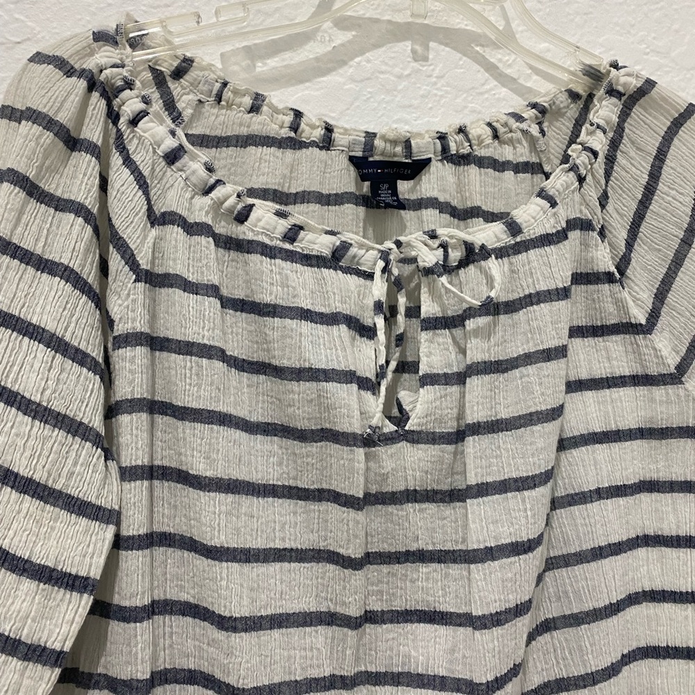 📚DROP⬇️ Tommy Hilfiger - White and Blue Stripes Beach Cover Up - size S/P